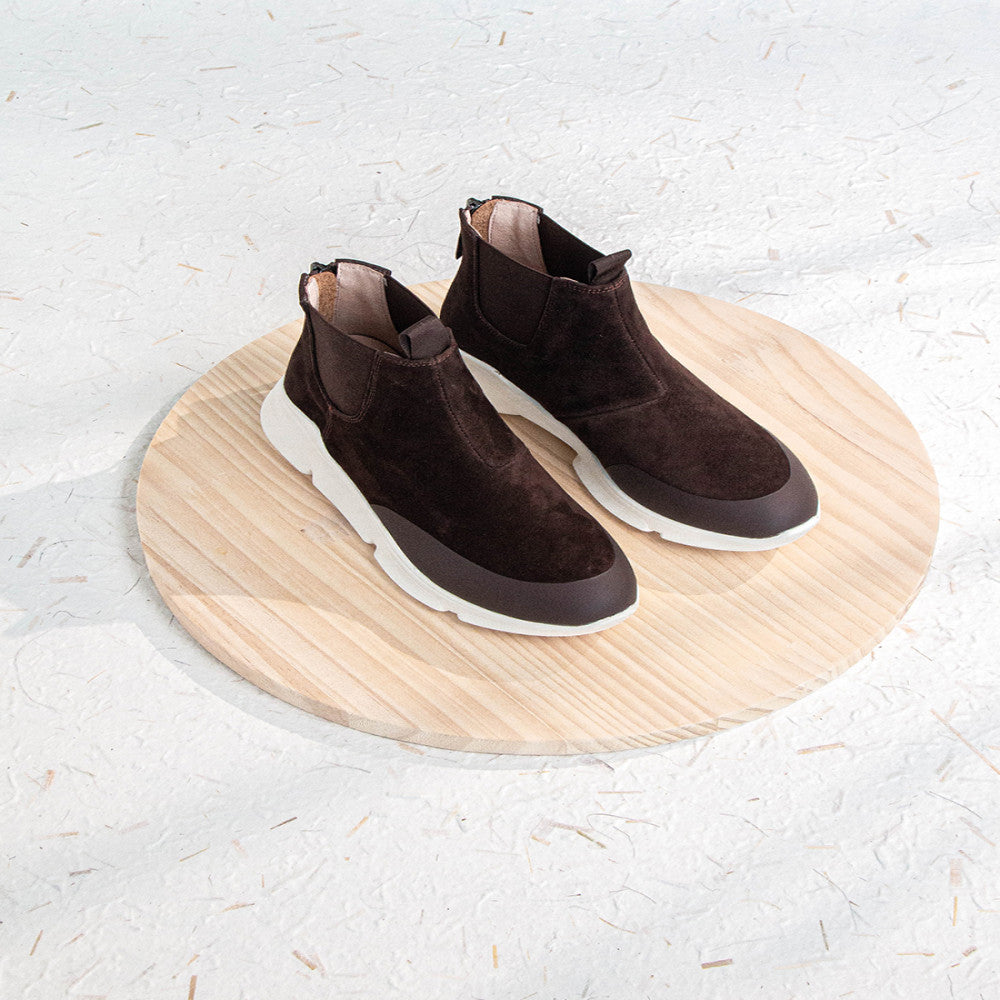 Seasonal clearance Matte leather Chelsea boots sporty and casual thick soled boots image 0