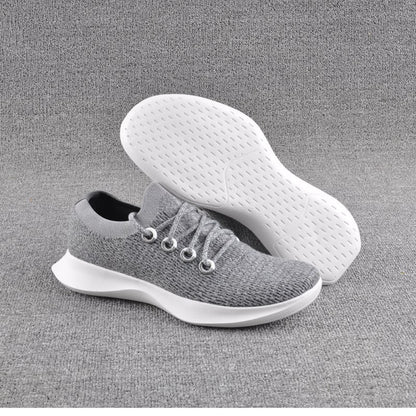 Summer mesh breathable casual shoes for men with wide lasts lightweight and soft soled sports shoes fashionable and versatile driving and walking shoes