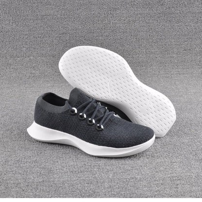 Summer mesh breathable casual shoes for men with wide lasts lightweight and soft soled sports shoes fashionable and versatile driving and walking shoes