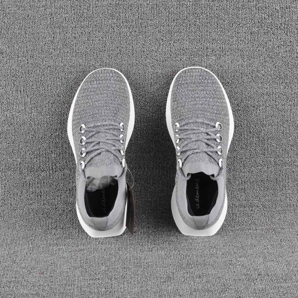 Men and women wearing breathable mesh walking shoes in spring and summer a casual and comfortable daily routine image 78