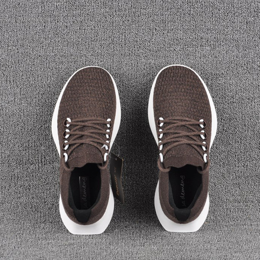 Men and women wearing breathable mesh walking shoes in spring and summer a casual and comfortable daily routine image 13