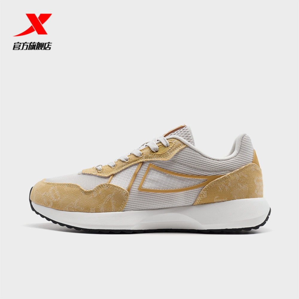 XTW 5 0 Casual shoes Men s shoes Couple outdoor lightweight low top sports shoes Women s retro thick sole comfortable image 26
