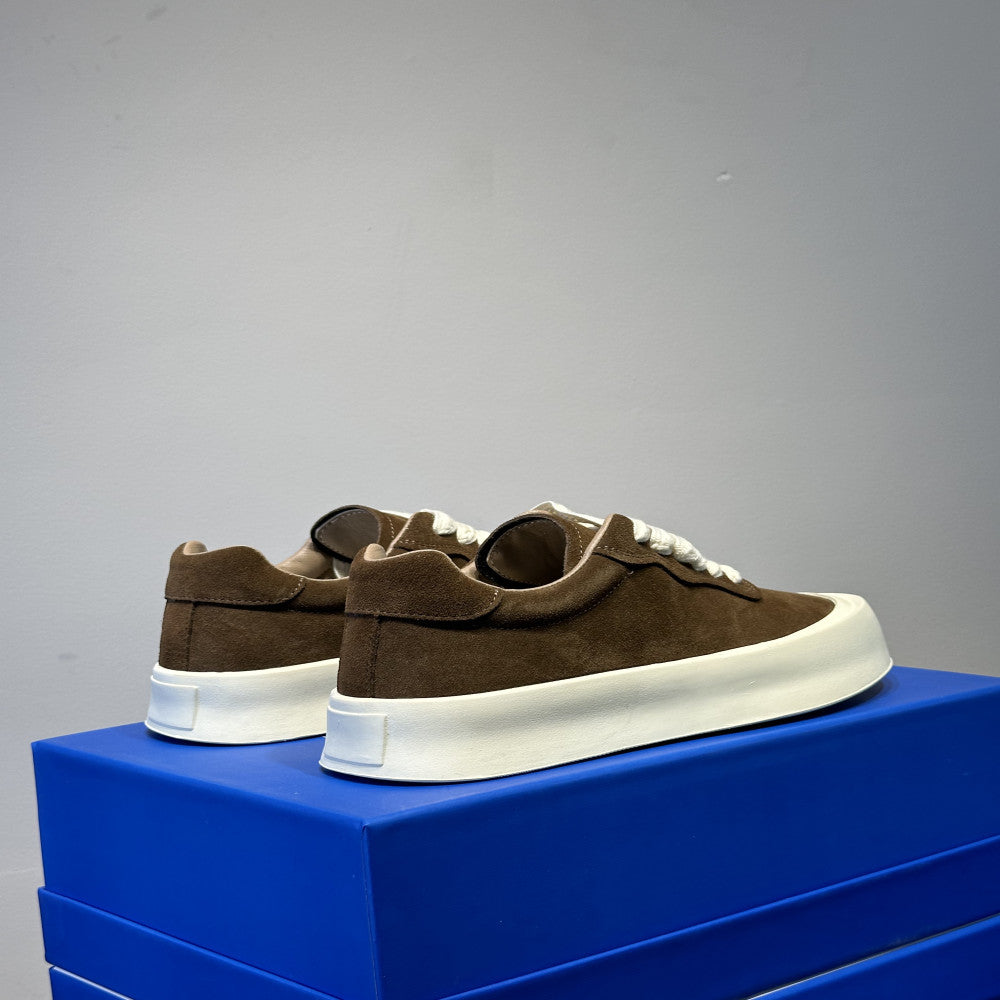 2025 Spring new style solid color sneakers comfortable soft sole heightened lightweight outdoor leisure sports men s shoes image 3