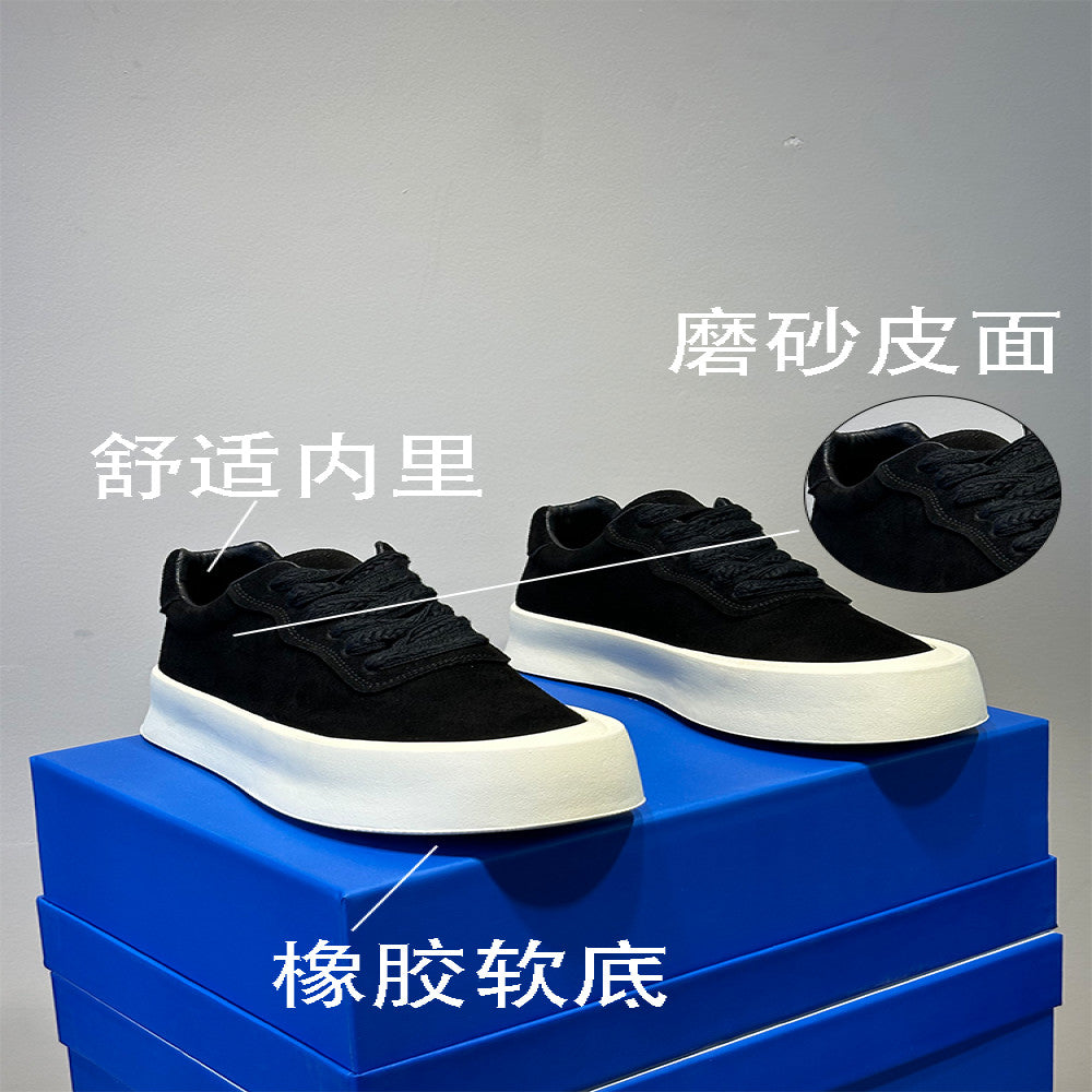 2025 Spring new style solid color sneakers comfortable soft sole heightened lightweight outdoor leisure sports men s shoes image 4