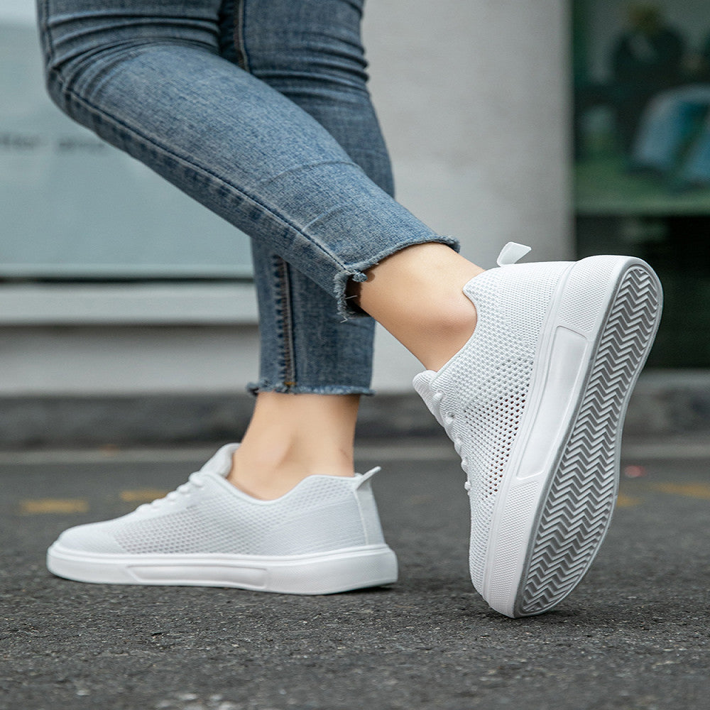 2025 new men s shoes summer mesh breathable shoes Korean style couple casual white sneakers student sports shoes image 2