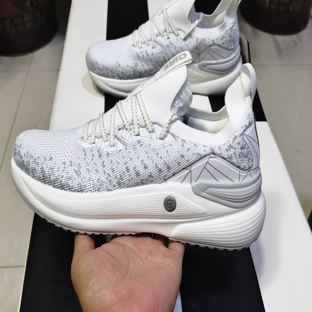 Flywoven breathable sports casual men s shoes are lightweight comfortable wear resistant and non slip image 3