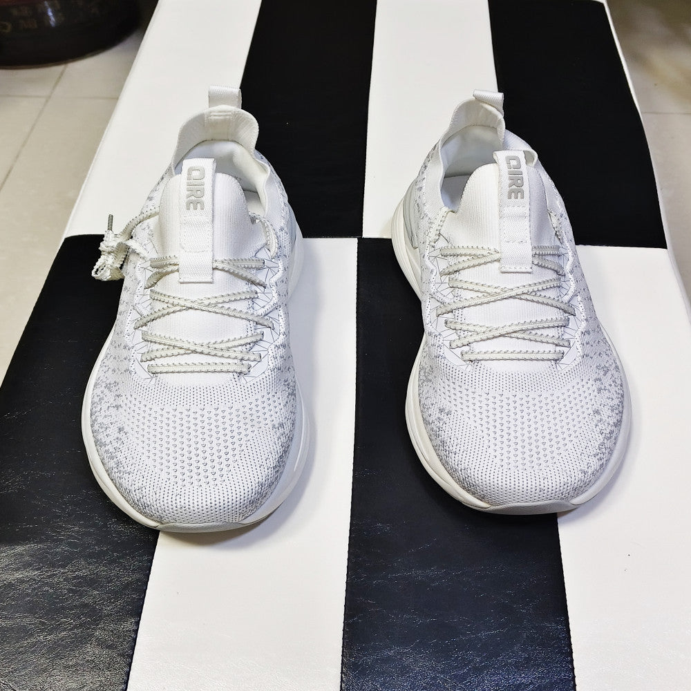 Flywoven breathable sports casual men s shoes are lightweight comfortable wear resistant and non slip image 4