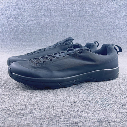 Foreign trade men s and women s outdoor hiking shoes waterproof anti slip wear resistant breathable quick drying lightweight casual travel shoes image 0