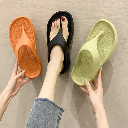 New herringbone slippers for women wearing summer fashion thick soled anti slip couple beach soft soled flip flops for men image 3