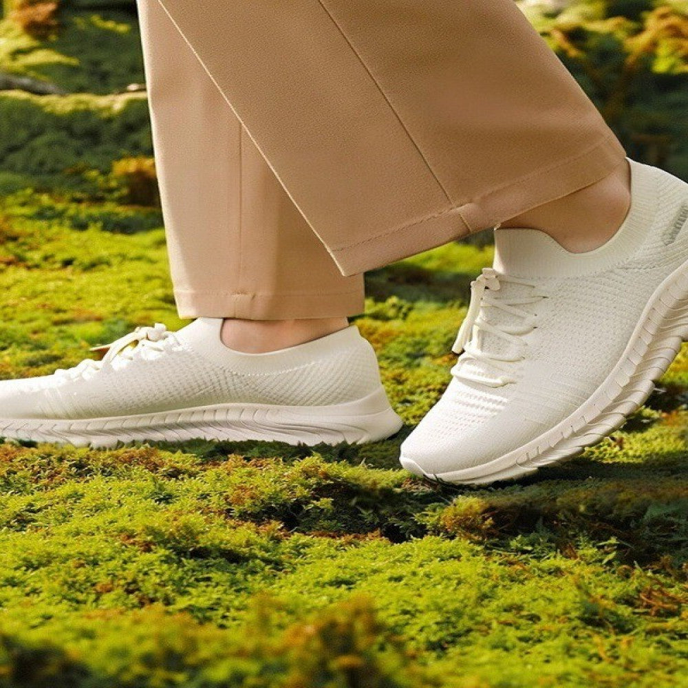 Brand withdrawal cabinet mesh breathable casual shoes comfortable and shock absorbing walking cloud sports shoes image 63