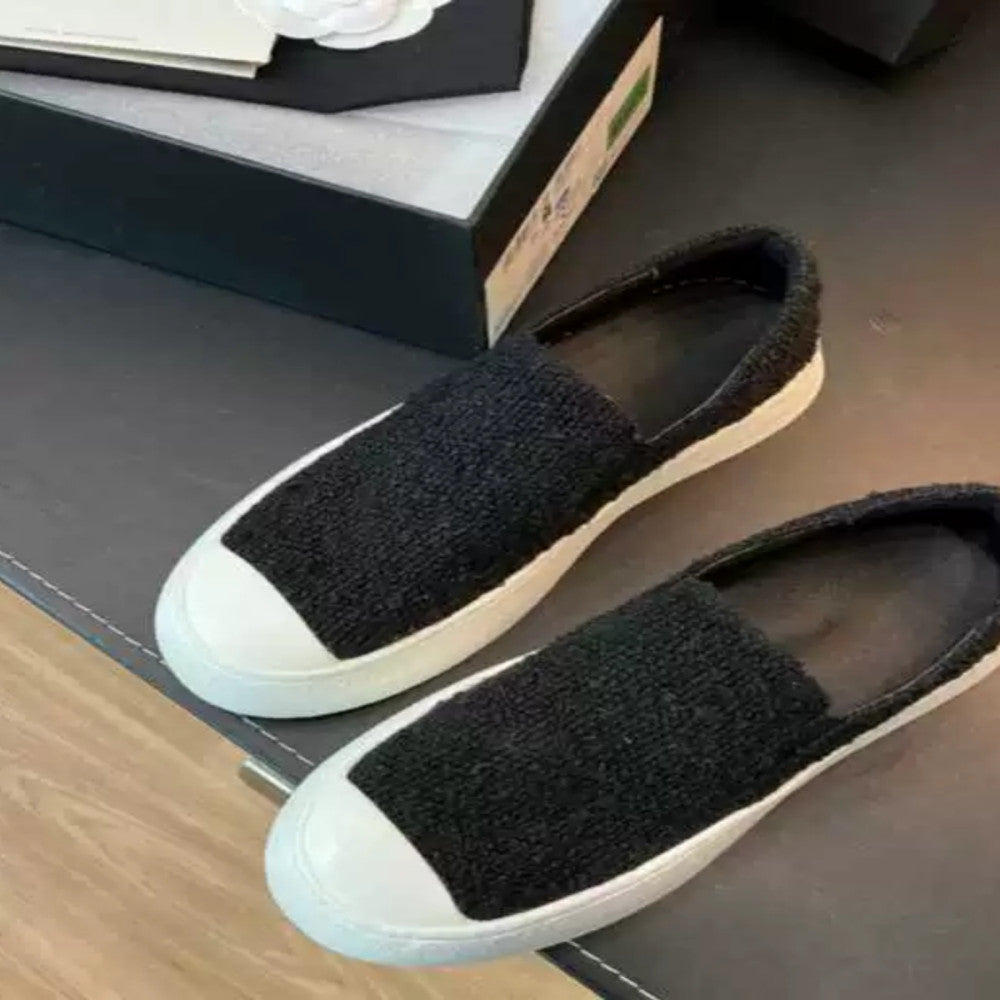 2024 height increasing thick soled versatile genuine leather loafers casual white shoes small fragrant style single kick shoes for women