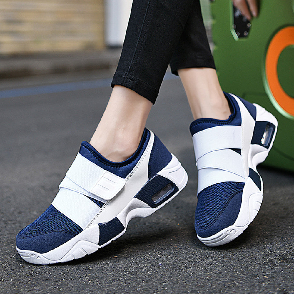 New sports shoes for women Le Fu shoes lightweight and versatile black running shoes comfortable thick soled casual shoes mesh single shoes image 5