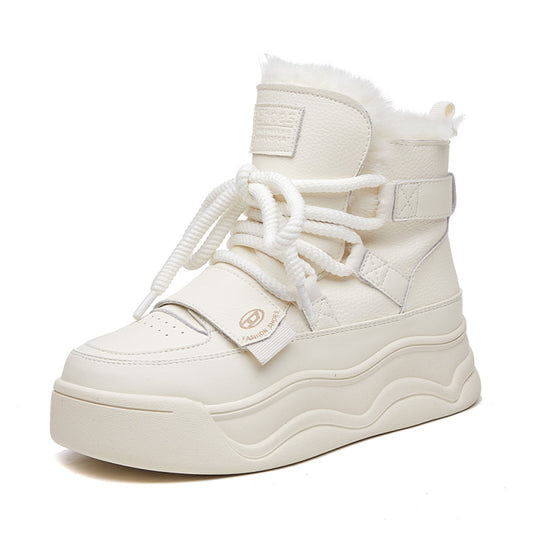 White snow boots women 2024 winter new leather and fur one piece casual thick bottom high top plus velvet warm thick cotton shoes