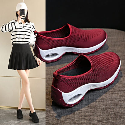 Soft sole elderly shoes women s sports wide foot mother shoes one step spring and summer middle aged grandmother shoes non slip walking shoes image 0