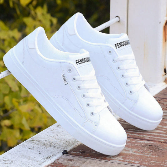 Men s shoes white shoes 2025 summer casual sports shoes student versatile low top waterproof small leather shoes men s trendy shoes